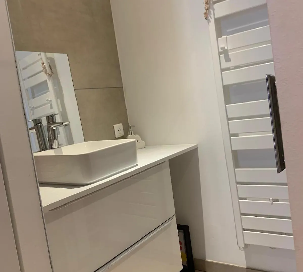 Appartement Mougins, Moderne Et Cozy, Piscine Tennis Petanque Et Golf A 2 Mns Francie