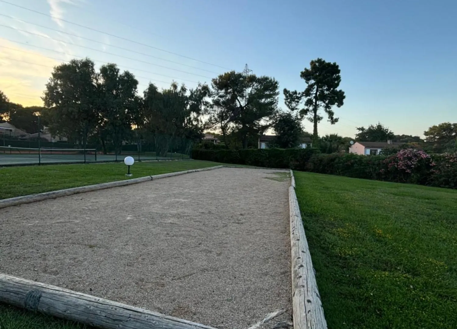 Appartement Mougins, Moderne Et Cozy, Piscine Tennis Petanque Et Golf A 2 Mns Francie