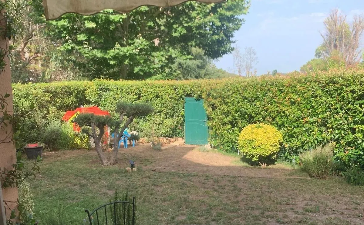 Appartement Mougins, Moderne Et Cozy, Piscine Tennis Petanque Et Golf A 2 Mns Apartmán