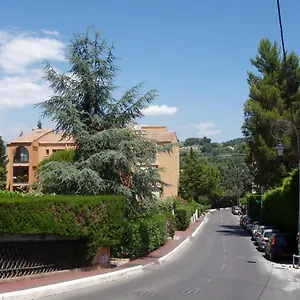 Paradisier Mougins